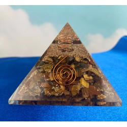 Pirámide Orgonite M (7x7 cm)